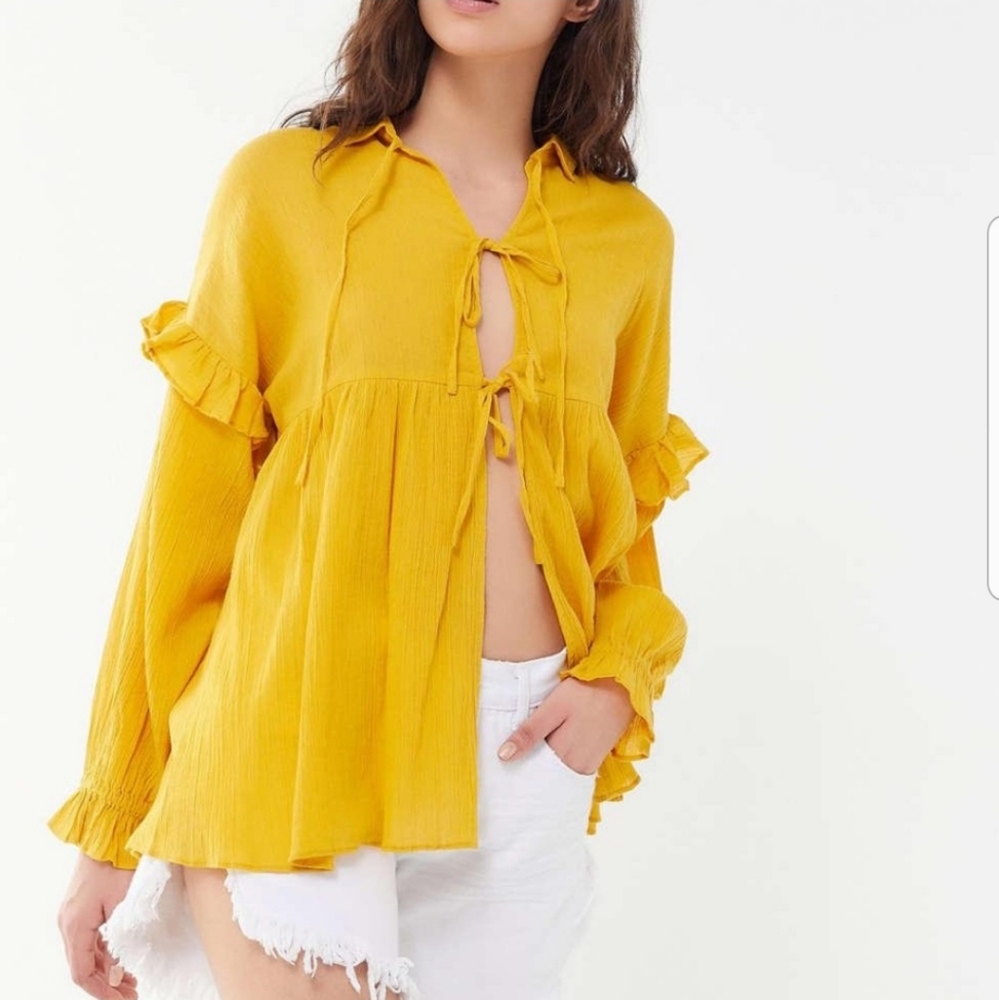 UO Boho Babydoll Yellow Tie Front Top - Picture 1 of 8